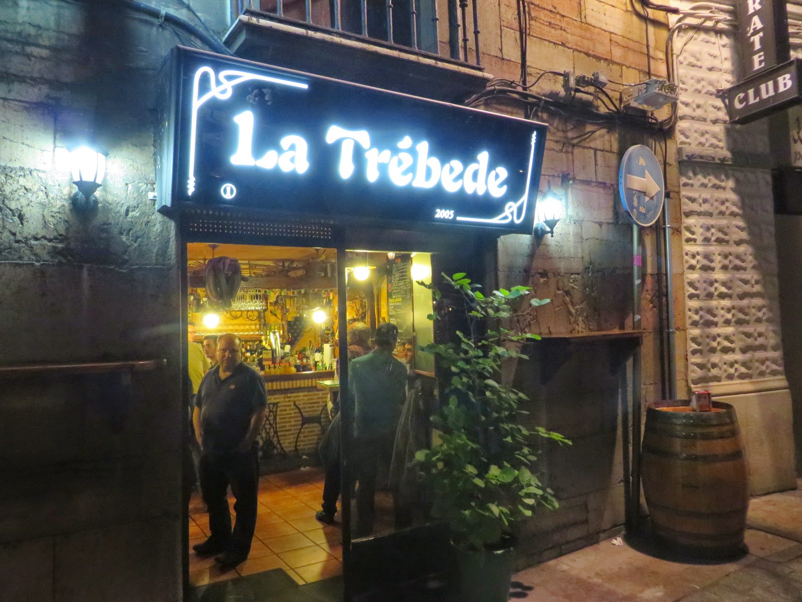 Tapeo en La Trébede Barrio Romántico de León